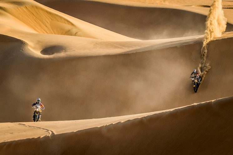 Abu Dhabi Desert Challenge 2016 Toby Price _ Mechanic KTM 450 (4)