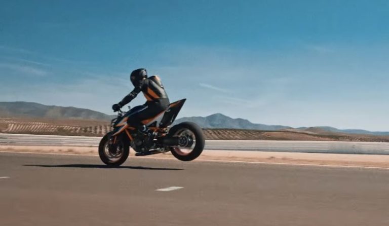 ktm superduke getduked 2020